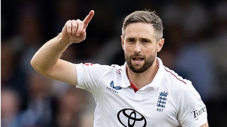 Chris Woakes In test jersey 