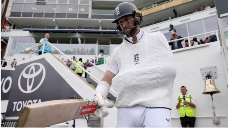 Cris Woakes- hand injury