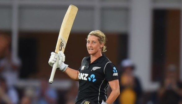 Sophie Devine (NZ W) - 3 Hundreds