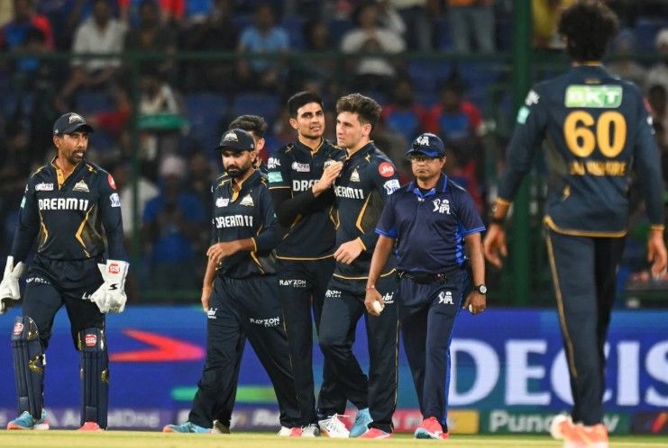 220/4 Against Delhi Capitals 220/4 Against Delhi Capitals