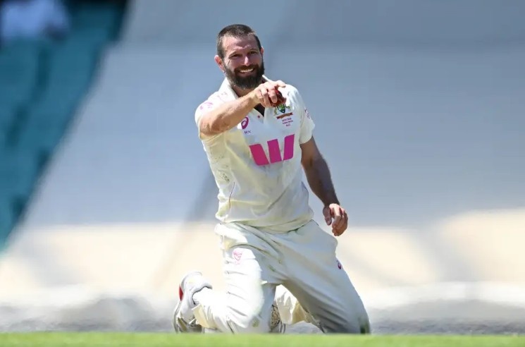 Neser Wraps Up England Innings as Root Falls for 160 Neser Wraps Up England Innings as Root Falls for 160