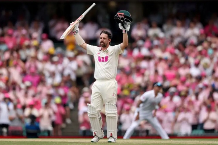 Travis Head Reaches a Hundred as Australia Builds Momentum Travis Head Reaches a Hundred as Australia Builds Momentum