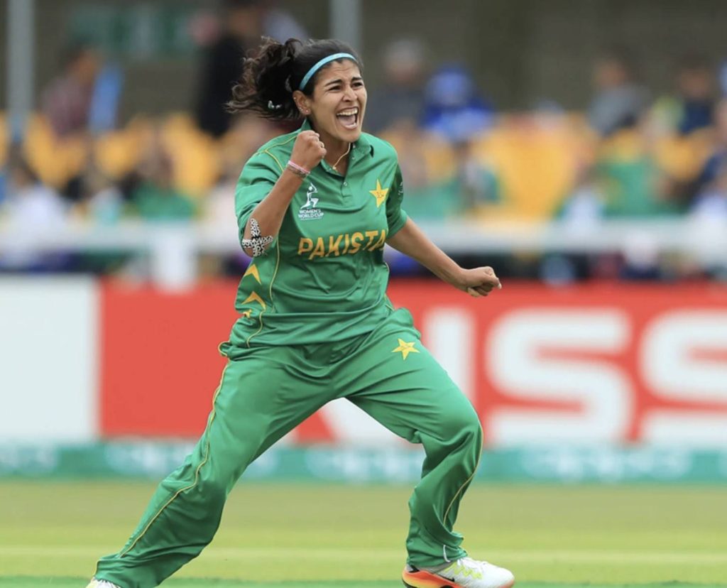 Kainat Imtiaz (Pakistan) Kainat Imtiaz (Pakistan)