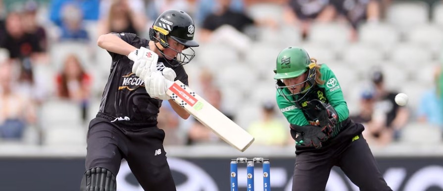 Beth Mooney: 97* off 55 balls Beth Mooney: 97* off 55 balls