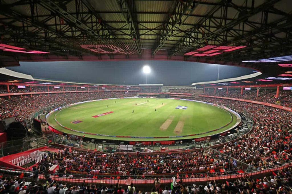 M. Chinnaswamy Stadium Pitch Report: RCB vs CSK Match 11 M. Chinnaswamy Stadium Pitch Report: RCB vs CSK Match 11