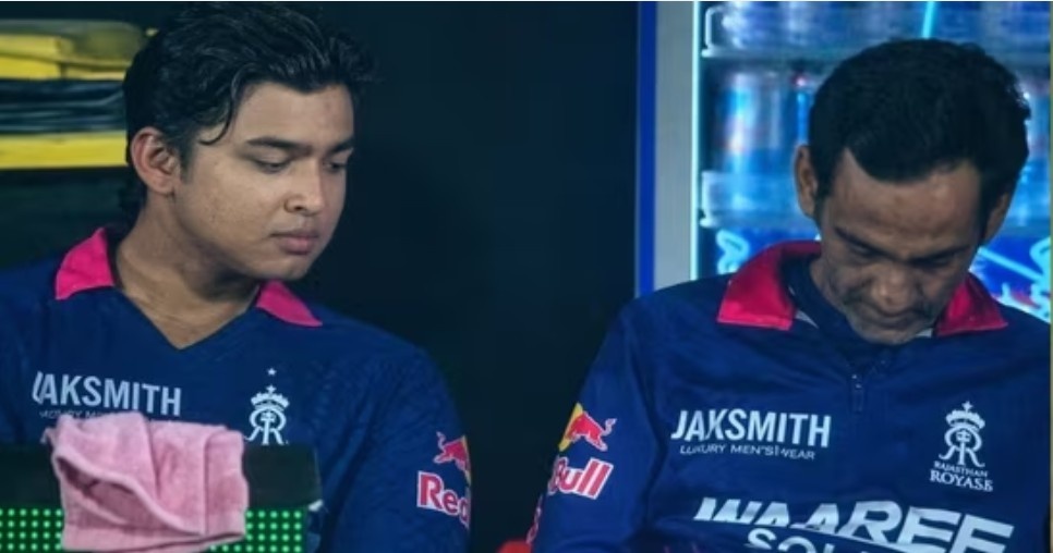 Romi Bhinder Fined Rs 1 Lakh for Dugout Phone Use Romi Bhinder Fined Rs 1 Lakh for Dugout Phone Use